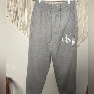 Calvin Klein men’s jogger NWT